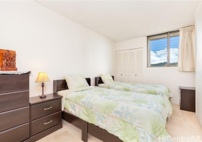 2240 Kuhio Avenue,Honolulu,Hawaii,96815,1 ベッドルーム ベッドルーム,1 バスルームバスルーム,コンド / タウンハウス,Kuhio,30,18337713