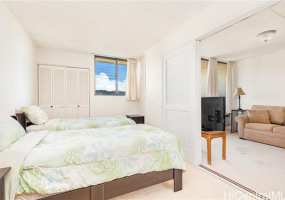 2240 Kuhio Avenue,Honolulu,Hawaii,96815,1 ベッドルーム ベッドルーム,1 バスルームバスルーム,コンド / タウンハウス,Kuhio,30,18337713