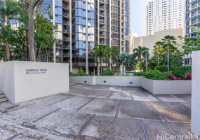 1777 Ala Moana Boulevard,Honolulu,Hawaii,96815,1 Bedroom Bedrooms,1 BathroomBathrooms,Condo/Townhouse,Ala Moana,10,17853938