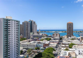 2045 Kalakaua Avenue,Honolulu,Hawaii,96815,1 Bedroom Bedrooms,1 BathroomBathrooms,Condo/Townhouse,Kalakaua,17,17905686