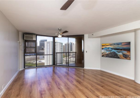 2045 Kalakaua Avenue,Honolulu,Hawaii,96815,1 Bedroom Bedrooms,1 BathroomBathrooms,Condo/Townhouse,Kalakaua,17,17905686