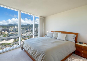 1296 Kapiolani Boulevard,Honolulu,Hawaii,96814,3 Bedrooms Bedrooms,2 BathroomsBathrooms,Condo/Townhouse,Kapiolani,24,18338024