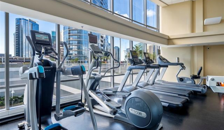 1296 Kapiolani Boulevard,Honolulu,Hawaii,96814,3 Bedrooms Bedrooms,2 BathroomsBathrooms,Condo/Townhouse,Kapiolani,24,18338024