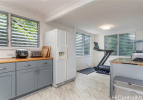 805 Alewa Drive,Honolulu,Hawaii,96817,5 Bedrooms Bedrooms,2 BathroomsBathrooms,Single family,Alewa,18338191