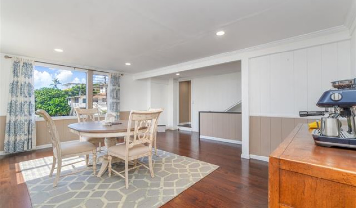 805 Alewa Drive,Honolulu,Hawaii,96817,5 Bedrooms Bedrooms,2 BathroomsBathrooms,Single family,Alewa,18338191
