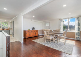 805 Alewa Drive,Honolulu,Hawaii,96817,5 Bedrooms Bedrooms,2 BathroomsBathrooms,Single family,Alewa,18338191