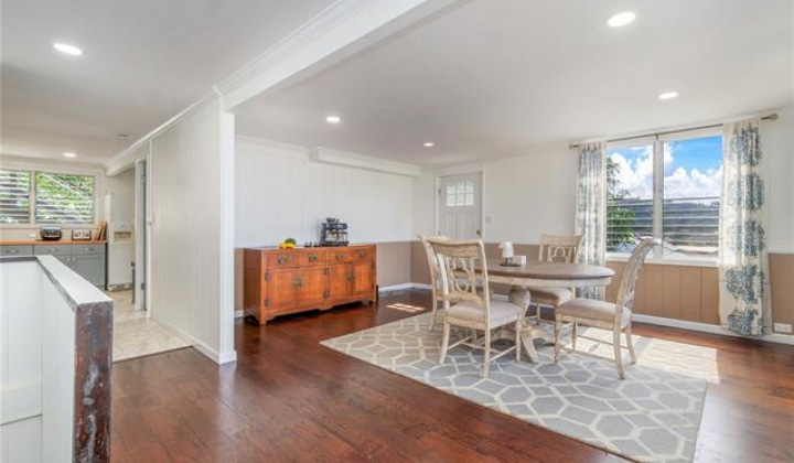 805 Alewa Drive,Honolulu,Hawaii,96817,5 Bedrooms Bedrooms,2 BathroomsBathrooms,Single family,Alewa,18338191