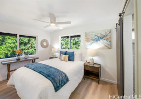 2828 Lowrey Avenue,Honolulu,Hawaii,96822,10 Bedrooms Bedrooms,5 BathroomsBathrooms,Single family,Lowrey,18338638