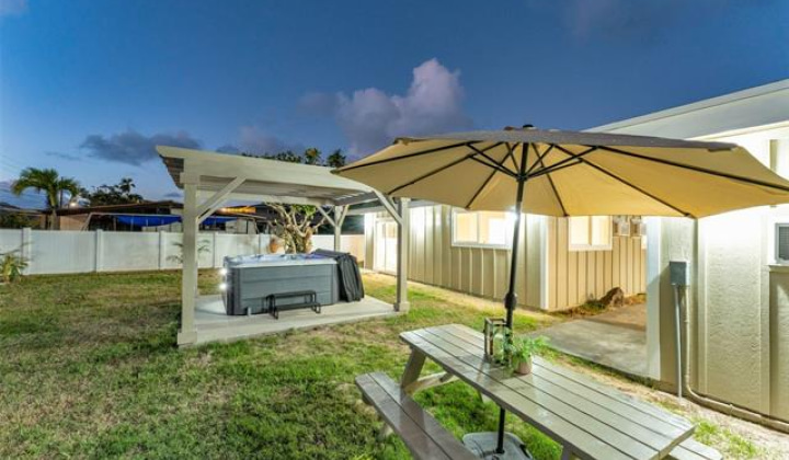 174 Hauoli Street,Kailua,Hawaii,96734,4 Bedrooms Bedrooms,2 BathroomsBathrooms,Single family,Hauoli,18338808