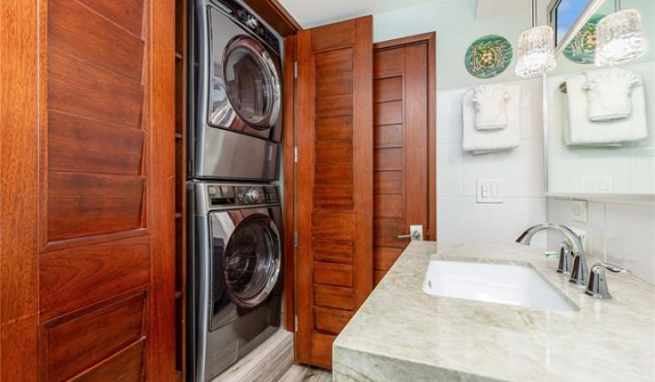 2161 Kalia Road,Honolulu,Hawaii,96815,2 ベッドルーム ベッドルーム,2 バスルームバスルーム,コンド / タウンハウス,Kalia,4,19501364