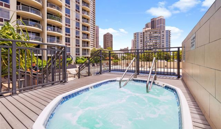 1717 Ala Wai Boulevard,Honolulu,Hawaii,96815,3 ベッドルーム ベッドルーム,2 バスルームバスルーム,コンド / タウンハウス,Ala Wai,7,18790148