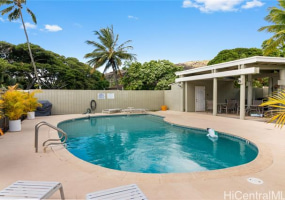 6125 B Summer Street,Honolulu,Hawaii,96821,2 ベッドルーム ベッドルーム,2 バスルームバスルーム,コンド / タウンハウス,Summer,1,18339157