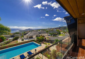 198 Kokololio Place,Honolulu,Hawaii,96821,6 ベッドルーム ベッドルーム,4 バスルームバスルーム,一戸建て,Kokololio,18339333