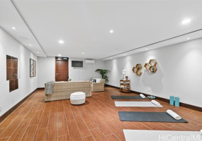 198 Kokololio Place,Honolulu,Hawaii,96821,6 ベッドルーム ベッドルーム,4 バスルームバスルーム,一戸建て,Kokololio,18339333