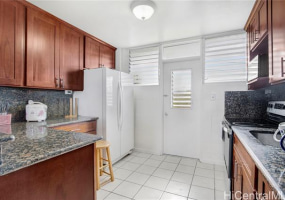 1119 Kokea Street,Honolulu,Hawaii,96817,3 ベッドルーム ベッドルーム,1 バスルームバスルーム,コンド / タウンハウス,Kokea,2,18339757