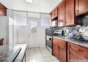 1119 Kokea Street,Honolulu,Hawaii,96817,3 ベッドルーム ベッドルーム,1 バスルームバスルーム,コンド / タウンハウス,Kokea,2,18339757
