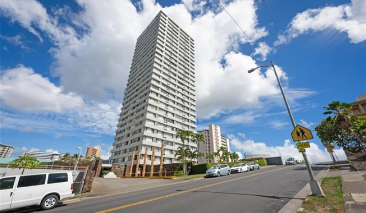 2888 Ala Ilima Street,Honolulu,Hawaii,96818,1 Bedroom Bedrooms,1 BathroomBathrooms,Condo/Townhouse,Ala Ilima,14,18339819
