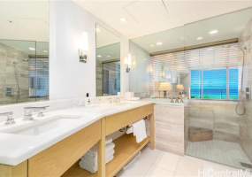 383 Kalaimoku Street,Honolulu,Hawaii,96815,1 バスルームバスルーム,コンド / タウンハウス,Kalaimoku,18,18340001
