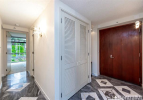 1015 Wilder Avenue,Honolulu,Hawaii,96822,3 ベッドルーム ベッドルーム,2 バスルームバスルーム,コンド / タウンハウス,Wilder,4,18340037
