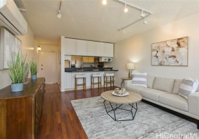 2752 Kaaha Street,Honolulu,Hawaii,96826,2 ベッドルーム ベッドルーム,2 バスルームバスルーム,コンド / タウンハウス,Kaaha,4,18340079