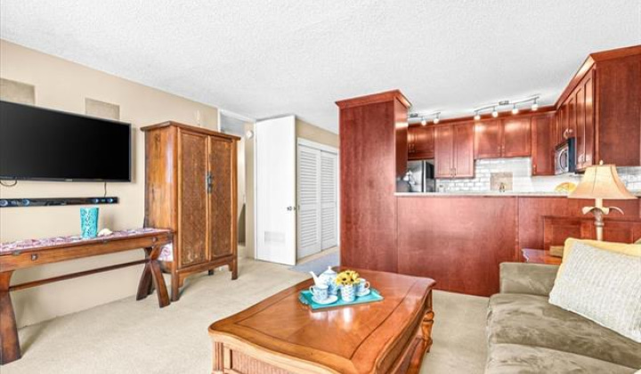 2140 Kuhio Avenue,Honolulu,Hawaii,96815,1 ベッドルーム ベッドルーム,1 バスルームバスルーム,コンド / タウンハウス,Kuhio,20,19502991