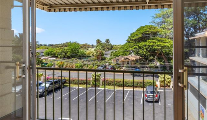 3006 Pualei Circle,Honolulu,Hawaii,96815,2 Bedrooms Bedrooms,1 BathroomBathrooms,Condo/Townhouse,Pualei,3,18340833