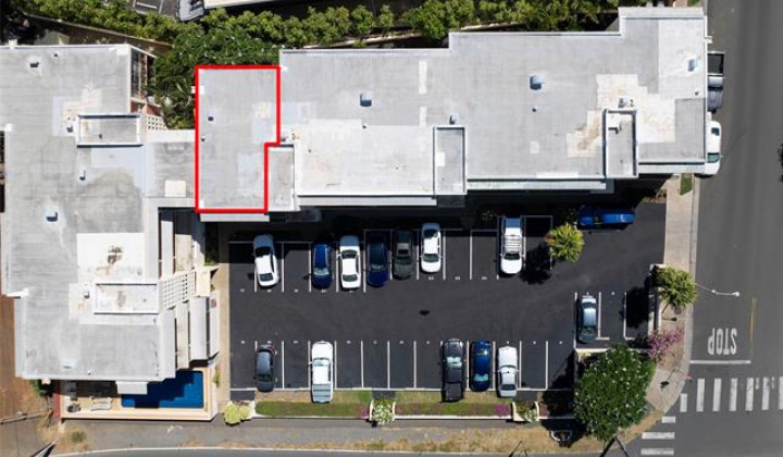 3006 Pualei Circle,Honolulu,Hawaii,96815,2 Bedrooms Bedrooms,1 BathroomBathrooms,Condo/Townhouse,Pualei,3,18340833