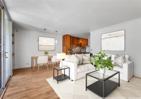 3006 Pualei Circle,Honolulu,Hawaii,96815,2 Bedrooms Bedrooms,1 BathroomBathrooms,Condo/Townhouse,Pualei,3,18340833