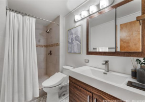 3006 Pualei Circle,Honolulu,Hawaii,96815,2 Bedrooms Bedrooms,1 BathroomBathrooms,Condo/Townhouse,Pualei,3,18340833
