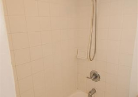 2421 Tusitala Street,Honolulu,Hawaii,96815,1 Bedroom Bedrooms,1 BathroomBathrooms,Condo/Townhouse,Tusitala,14,18340930
