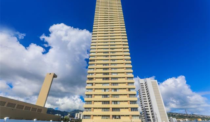 2525 Date Street,Honolulu,Hawaii,96826,1 バスルームバスルーム,コンド / タウンハウス,Date,13,19503584