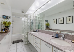 1212 Punahou Street,Honolulu,Hawaii,96826,2 ベッドルーム ベッドルーム,2 バスルームバスルーム,コンド / タウンハウス,Punahou,12,18341147
