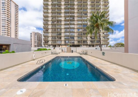 2440 Kuhio Avenue,Honolulu,Hawaii,96815,1 Bedroom Bedrooms,1 BathroomBathrooms,Condo/Townhouse,Kuhio,5,18341302