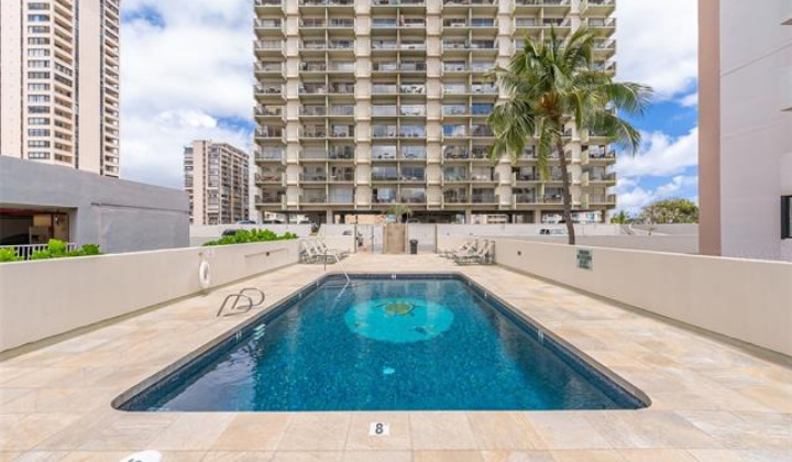 2440 Kuhio Avenue,Honolulu,Hawaii,96815,1 Bedroom Bedrooms,1 BathroomBathrooms,Condo/Townhouse,Kuhio,5,18341302
