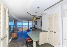1676 Ala Moana Boulevard,Honolulu,Hawaii,96815,2 ベッドルーム ベッドルーム,1 バスルームバスルーム,コンド / タウンハウス,Ala Moana,906,18341625