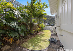 888 Ahuwale Street,Honolulu,Hawaii,96821,3 ベッドルーム ベッドルーム,2 バスルームバスルーム,一戸建て,Ahuwale,18793328