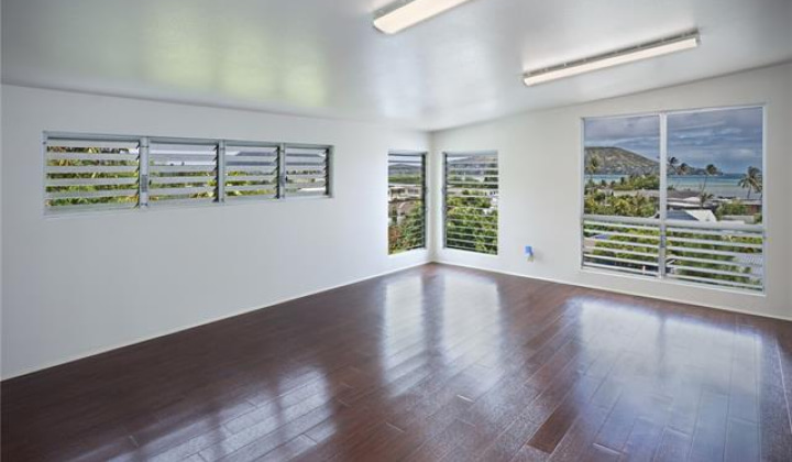 5864 Kalanianaole Highway,Honolulu,Hawaii,96821,5 ベッドルーム ベッドルーム,5 バスルームバスルーム,一戸建て,Kalanianaole,19504708