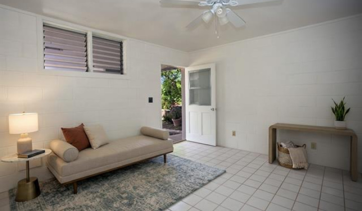 5864 Kalanianaole Highway,Honolulu,Hawaii,96821,5 ベッドルーム ベッドルーム,5 バスルームバスルーム,一戸建て,Kalanianaole,19504708