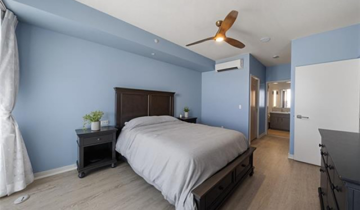 555 South Street,Honolulu,Hawaii,96813,2 Bedrooms Bedrooms,2 BathroomsBathrooms,Condo/Townhouse,South,42,18849411