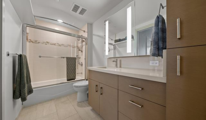 555 South Street,Honolulu,Hawaii,96813,2 Bedrooms Bedrooms,2 BathroomsBathrooms,Condo/Townhouse,South,42,18849411