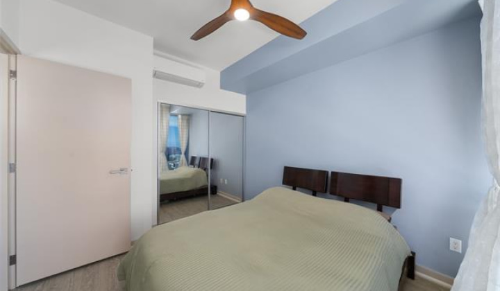 555 South Street,Honolulu,Hawaii,96813,2 Bedrooms Bedrooms,2 BathroomsBathrooms,Condo/Townhouse,South,42,18849411
