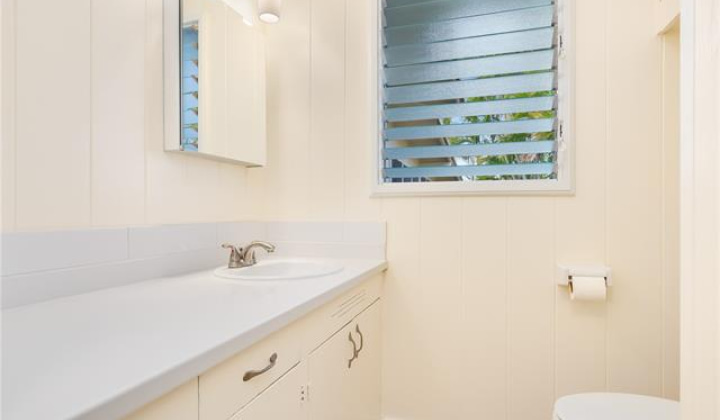 1216 Keolu Drive,Kailua,Hawaii,96734,3 Bedrooms Bedrooms,1 BathroomBathrooms,Single family,Keolu,18342976