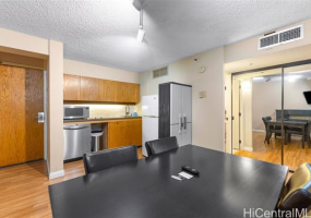 1088 Bishop Street,Honolulu,Hawaii,96813,1 ベッドルーム ベッドルーム,1 バスルームバスルーム,コンド / タウンハウス,Bishop,5,18344196