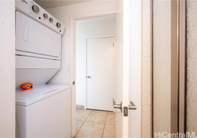 2161 Kalia Road,Honolulu,Hawaii,96815,1 Bedroom Bedrooms,1 BathroomBathrooms,Condo/Townhouse,Kalia,5,18344345