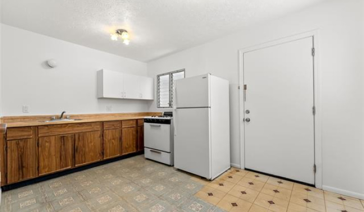 2422 Rooke Avenue,Honolulu,Hawaii,96817,5 ベッドルーム ベッドルーム,4 バスルームバスルーム,一戸建て,Rooke,19506719