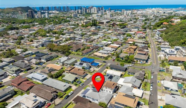2422 Rooke Avenue,Honolulu,Hawaii,96817,5 ベッドルーム ベッドルーム,4 バスルームバスルーム,一戸建て,Rooke,19506719