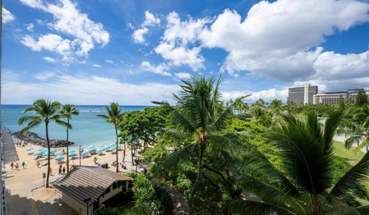 2161 Kalia Road,Honolulu,Hawaii,96815,1 Bedroom Bedrooms,1 BathroomBathrooms,Condo/Townhouse,Kalia,5,18344345