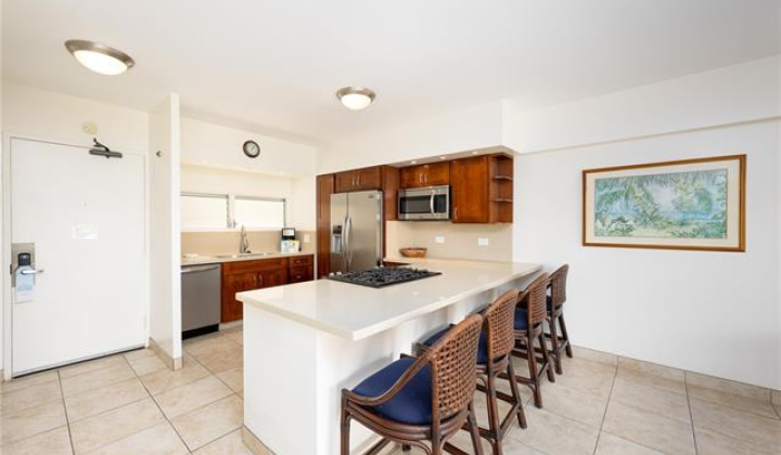 2161 Kalia Road,Honolulu,Hawaii,96815,1 Bedroom Bedrooms,1 BathroomBathrooms,Condo/Townhouse,Kalia,5,18344345