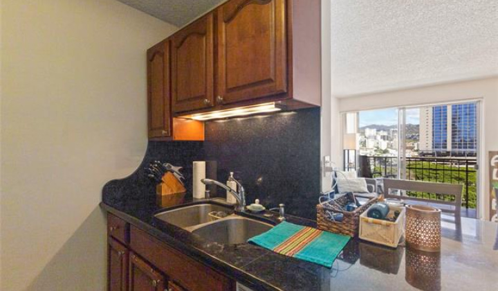 725 Piikoi Street,Honolulu,Hawaii,96814,1 ベッドルーム ベッドルーム,1 バスルームバスルーム,コンド / タウンハウス,Piikoi,8,19506804