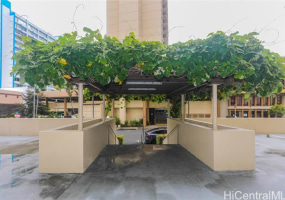 780 Amana Street,Honolulu,Hawaii,96814,2 ベッドルーム ベッドルーム,1 バスルームバスルーム,コンド / タウンハウス,Amana,2,18796083